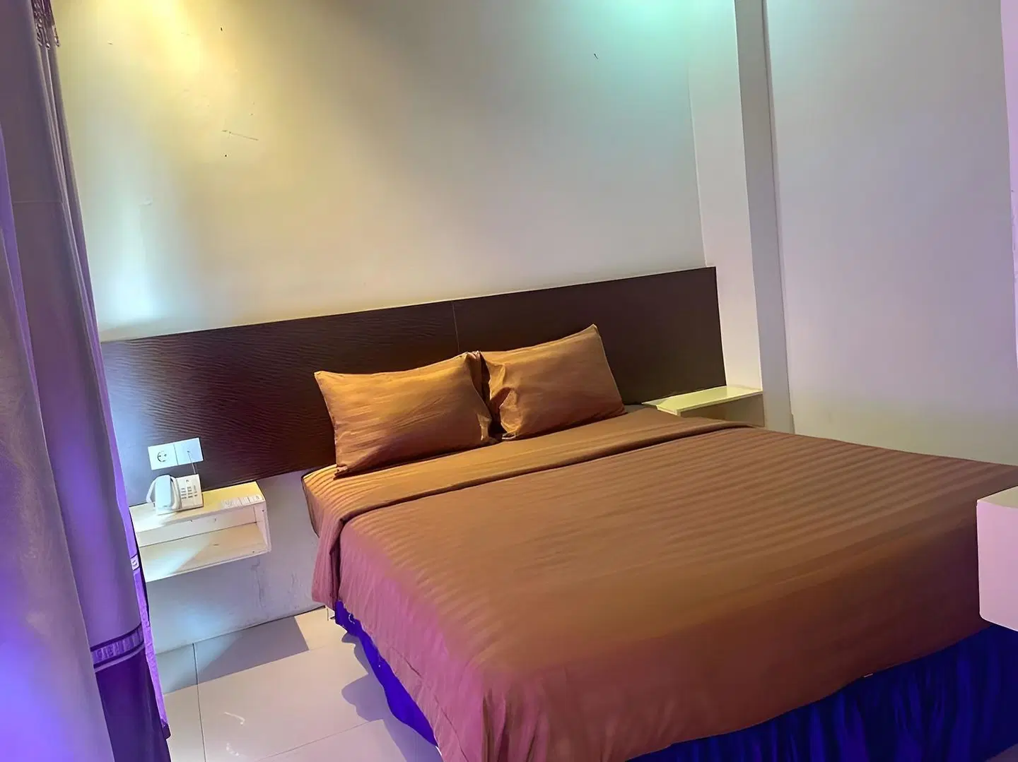 Atria Inn ROOM_EXAMPLE