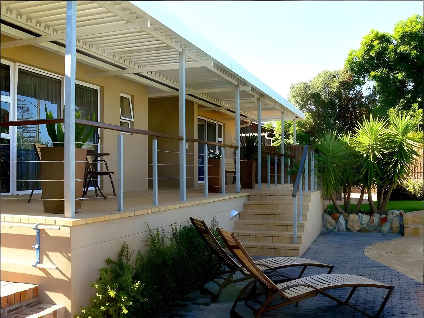 Hajos Lodge Terrasse