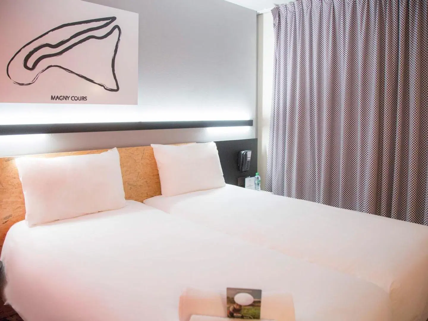 ibis Styles Bâle-Mulhouse Airport ROOM_EXAMPLE