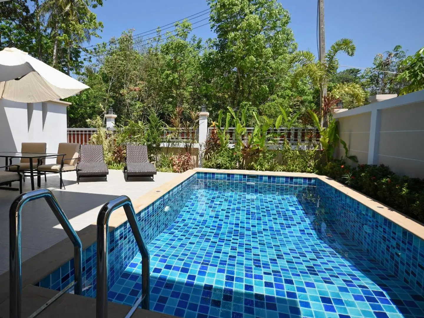 Baan Ping Tara Pool Villa 2 OUTDOOR_POOL