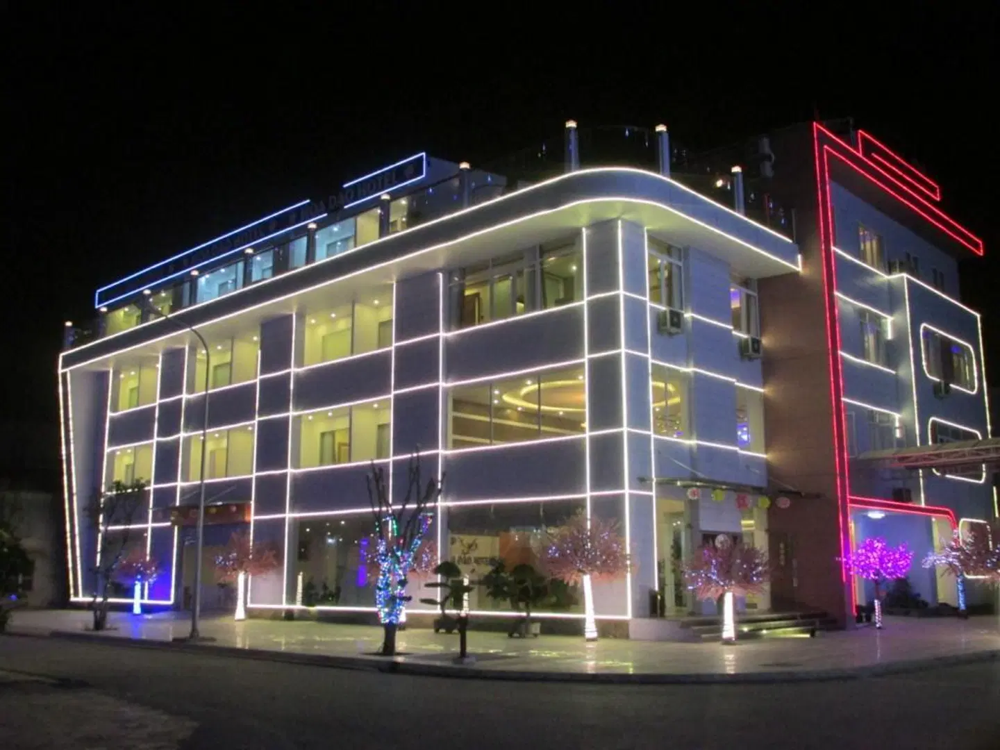 Hoa Dao Hotel EXTERIOR