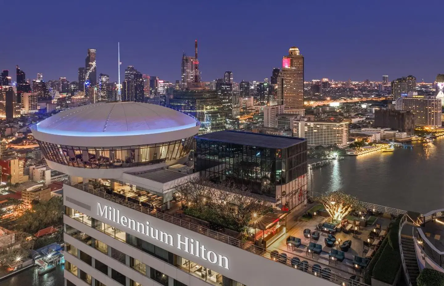 Millennium Hilton Bangkok EXTERIOR