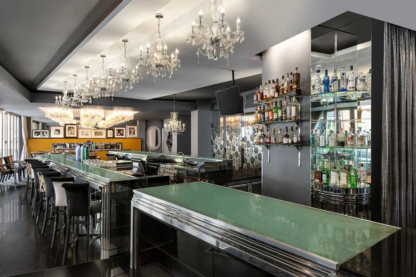 Protea Hotel by Marriott Fire & Ice! Johannesburg Melrose Arch Bar