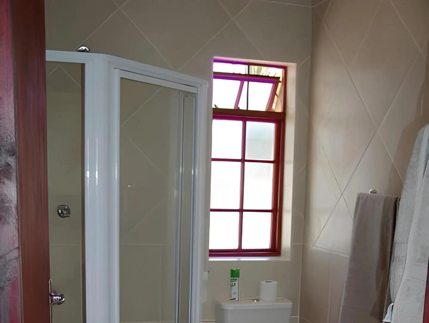 Ascot Gardens Self Catering Badezimmer