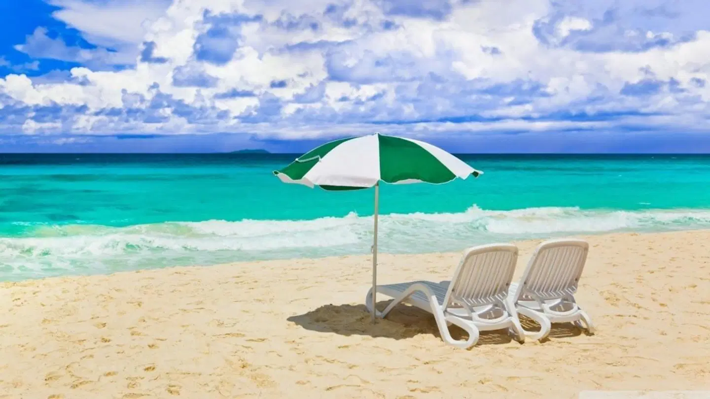 Nilaveli Crystal Blue Hotel Strand