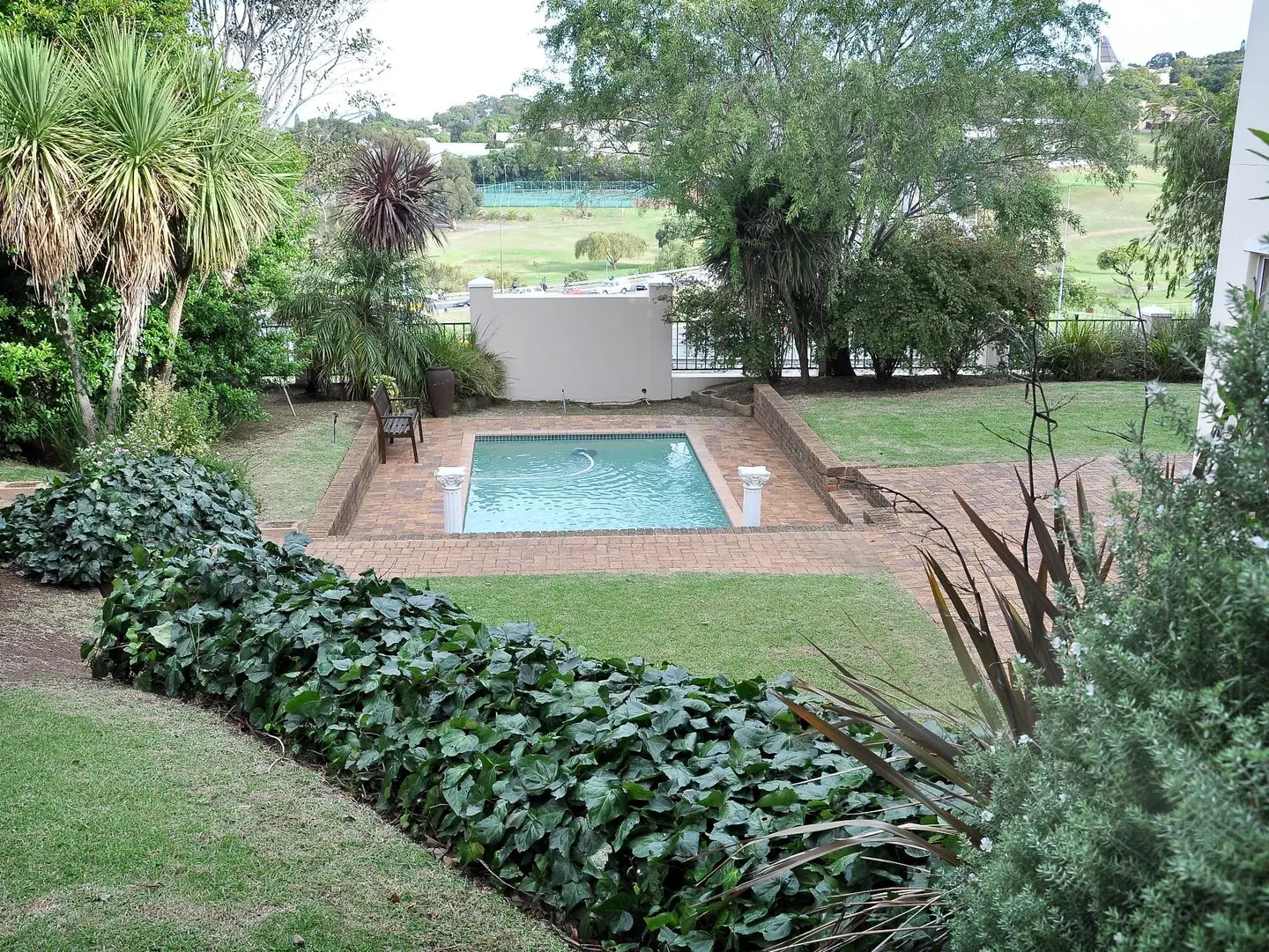 Bell Rosen Guesthouse & Conference Centre Garten