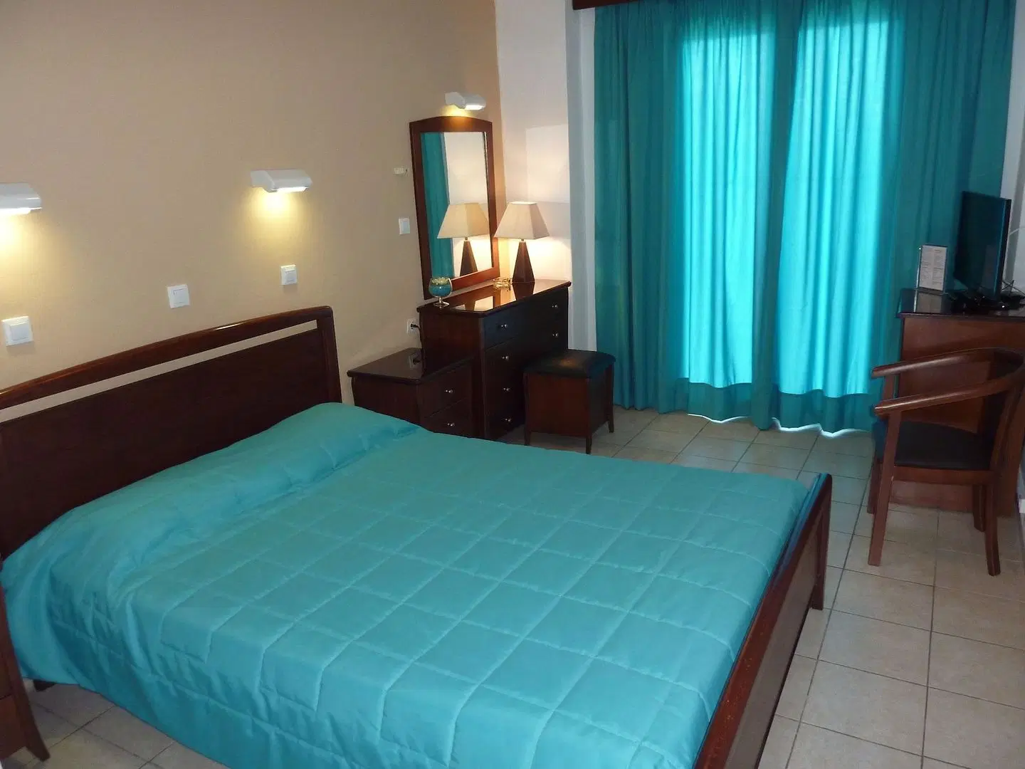 Oasis Hotel ROOM_EXAMPLE
