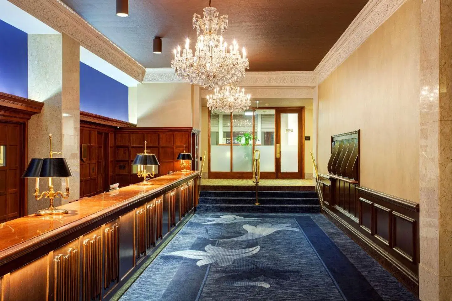The Drake Bar