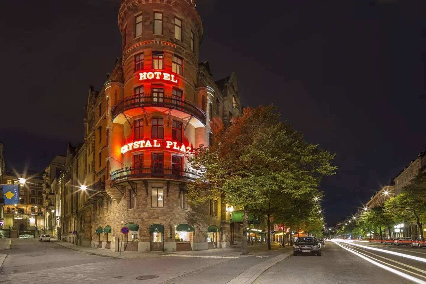 Crystal Plaza Hotel EXTERIOR