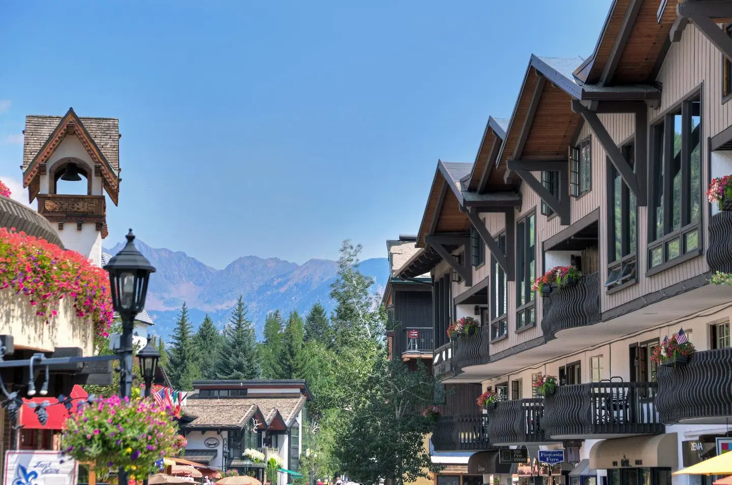 Lodge at Vail, A RockResort EXTERIOR