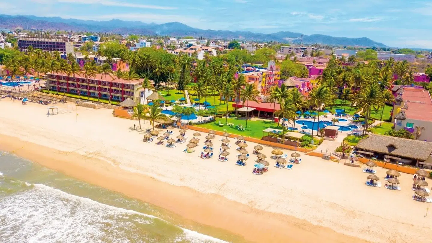 Grand Decameron Complex Bucerías Strand