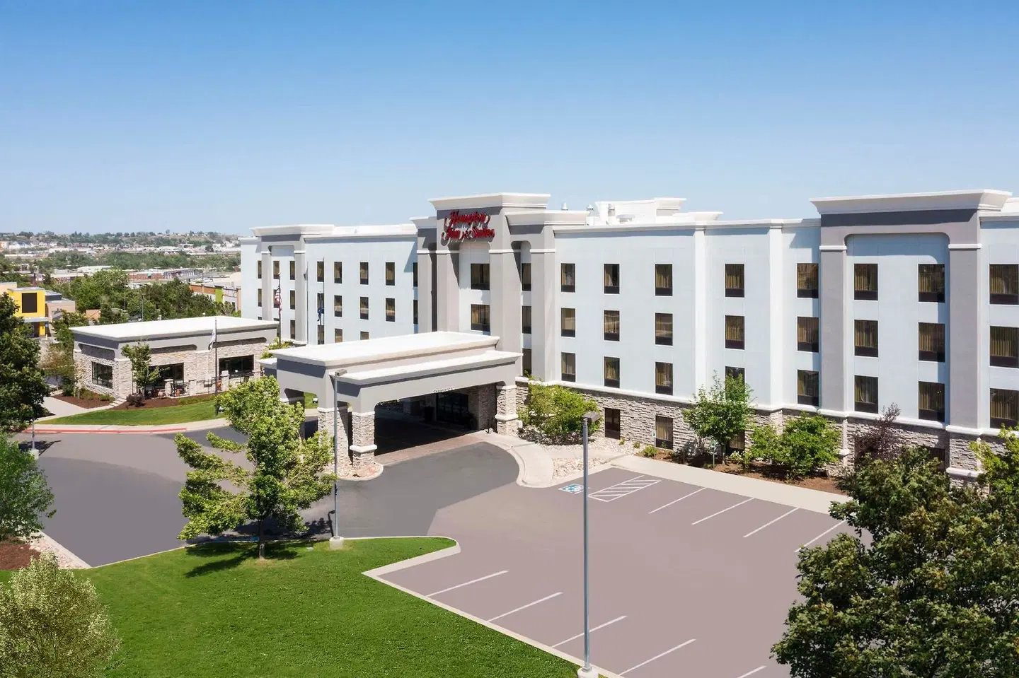 Hampton Inn & Suites Colorado Springs/I-25 South EXTERIOR