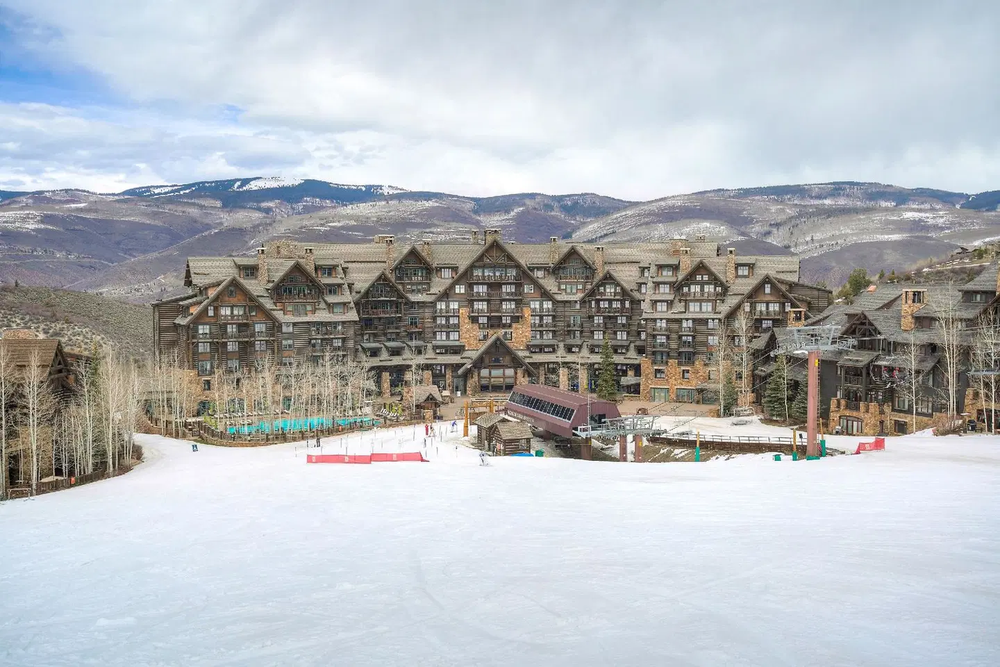 Bachelor Gulch Village Strand