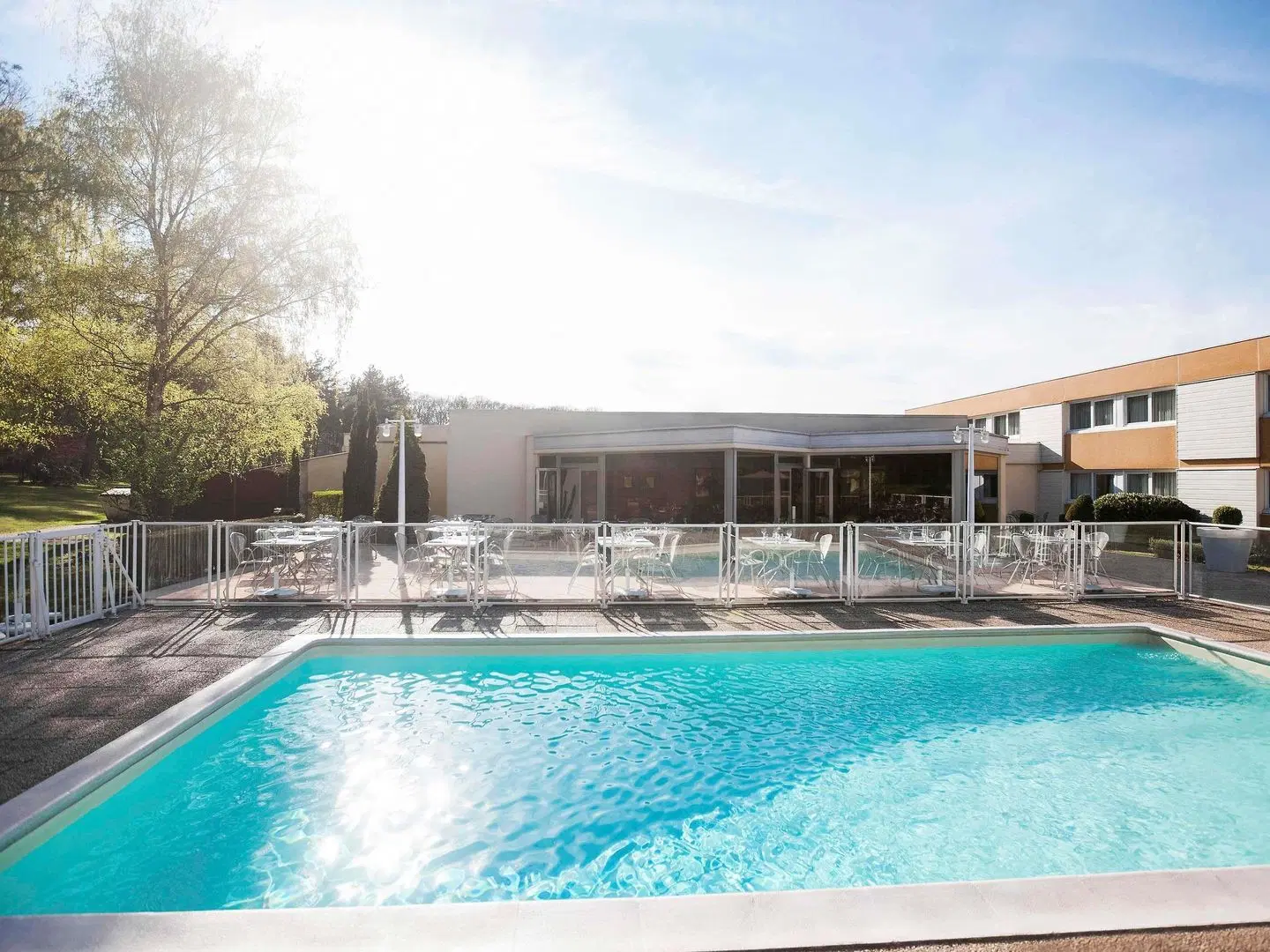 Novotel Saint-Avold OUTDOOR_POOL