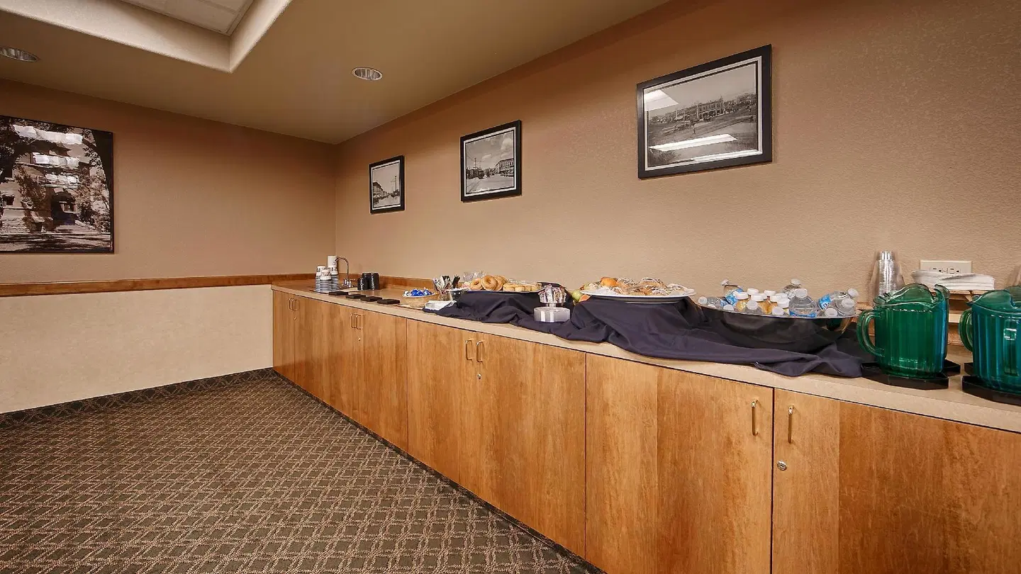 Best Western University Inn Restaurant
