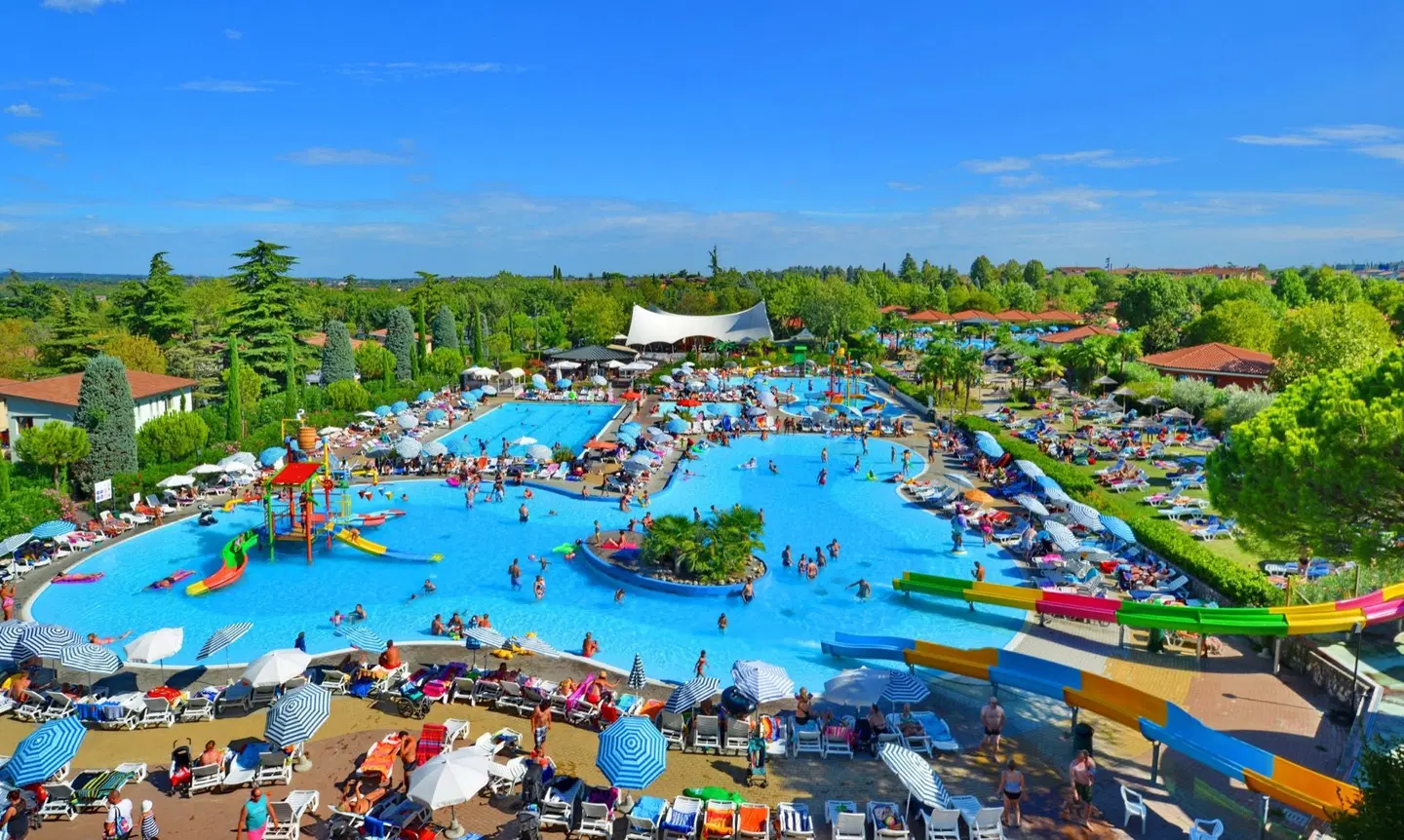 Camping Bella Italia OUTDOOR_POOL