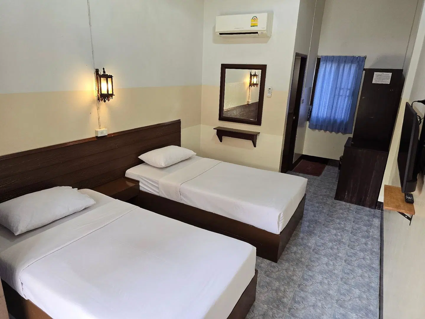 Lanna Thai Guest House ROOM_EXAMPLE