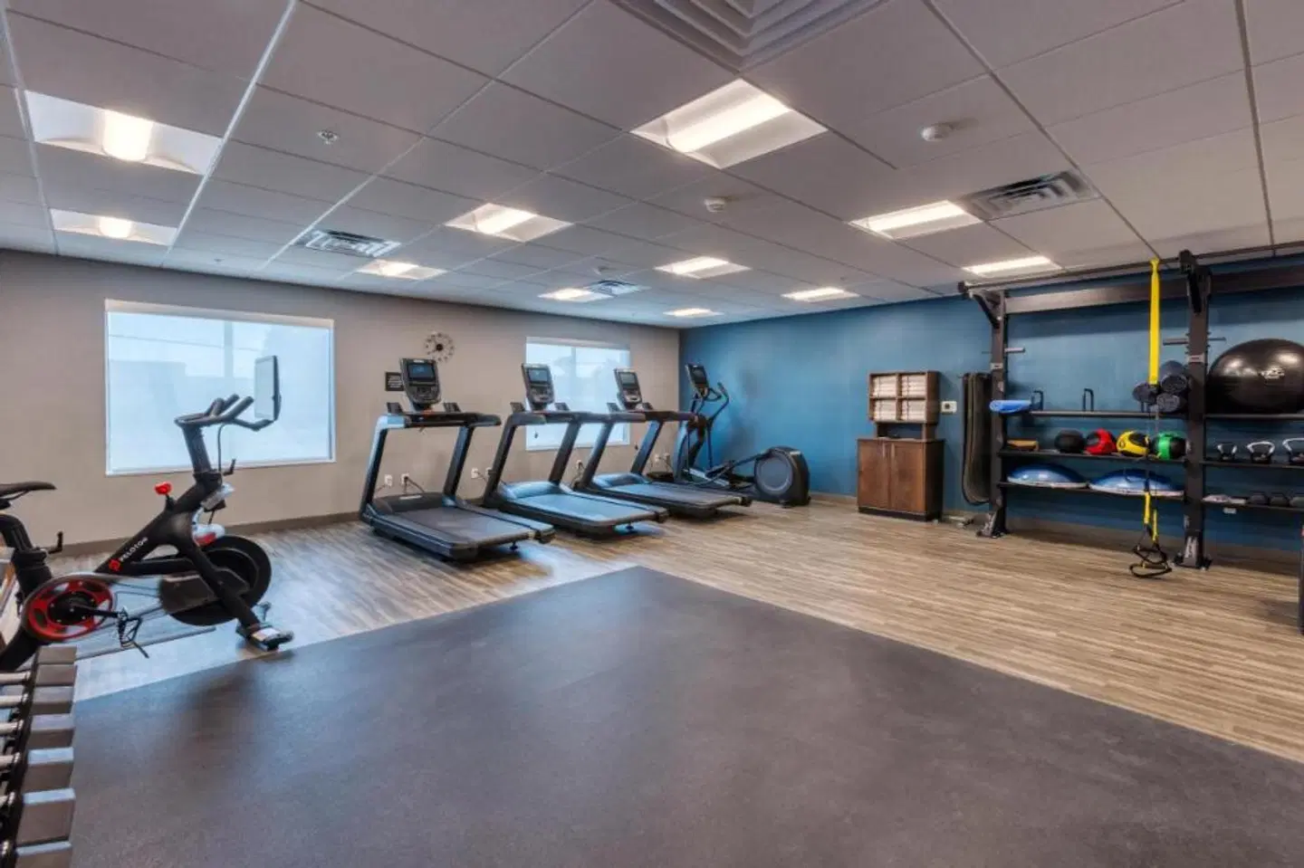 Hampton Inn & Suites Bakersfield Central SPORTS_AND_LEISURE