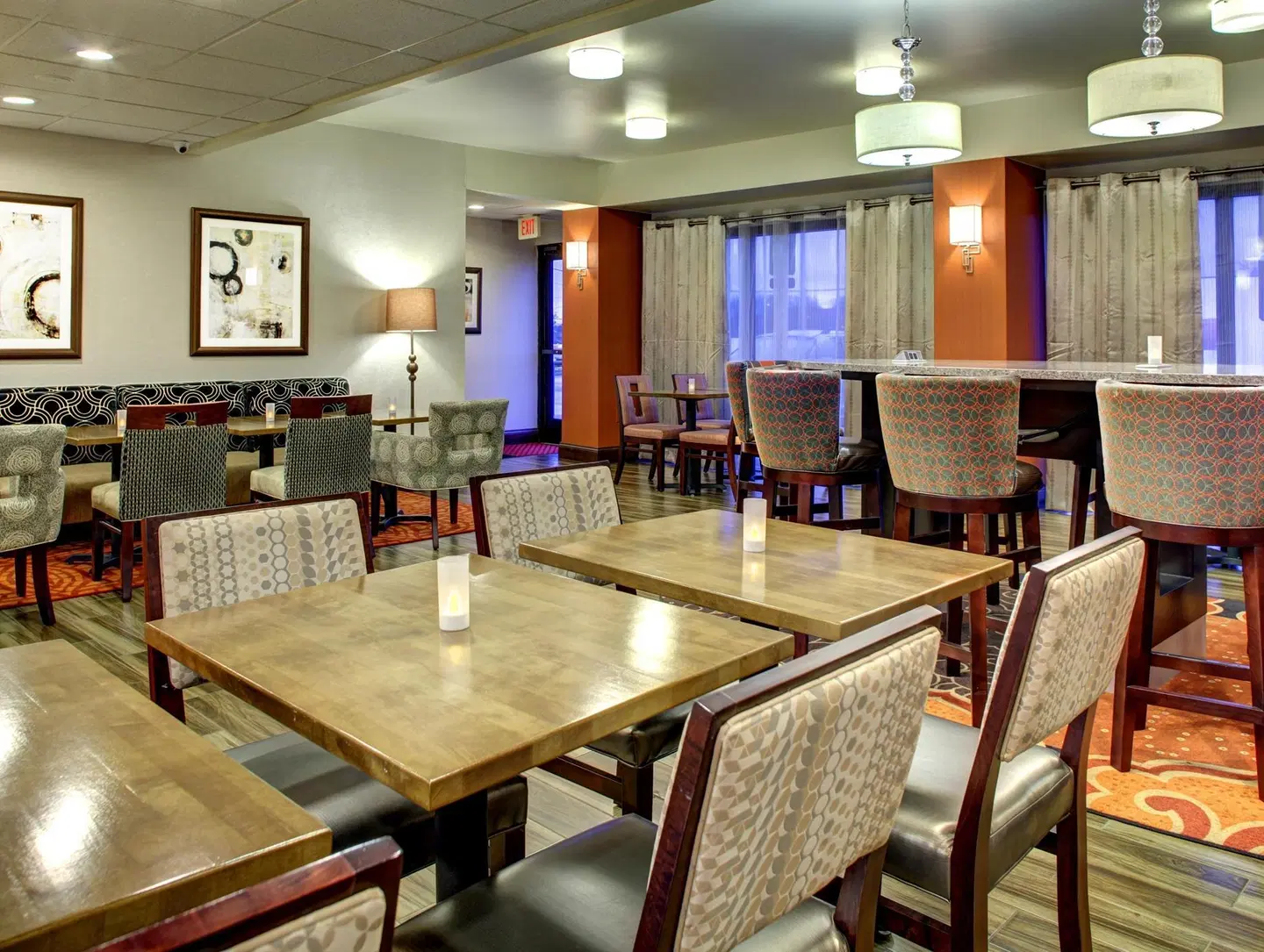 Hampton Inn Johnson City LOUNGE_LOBBY
