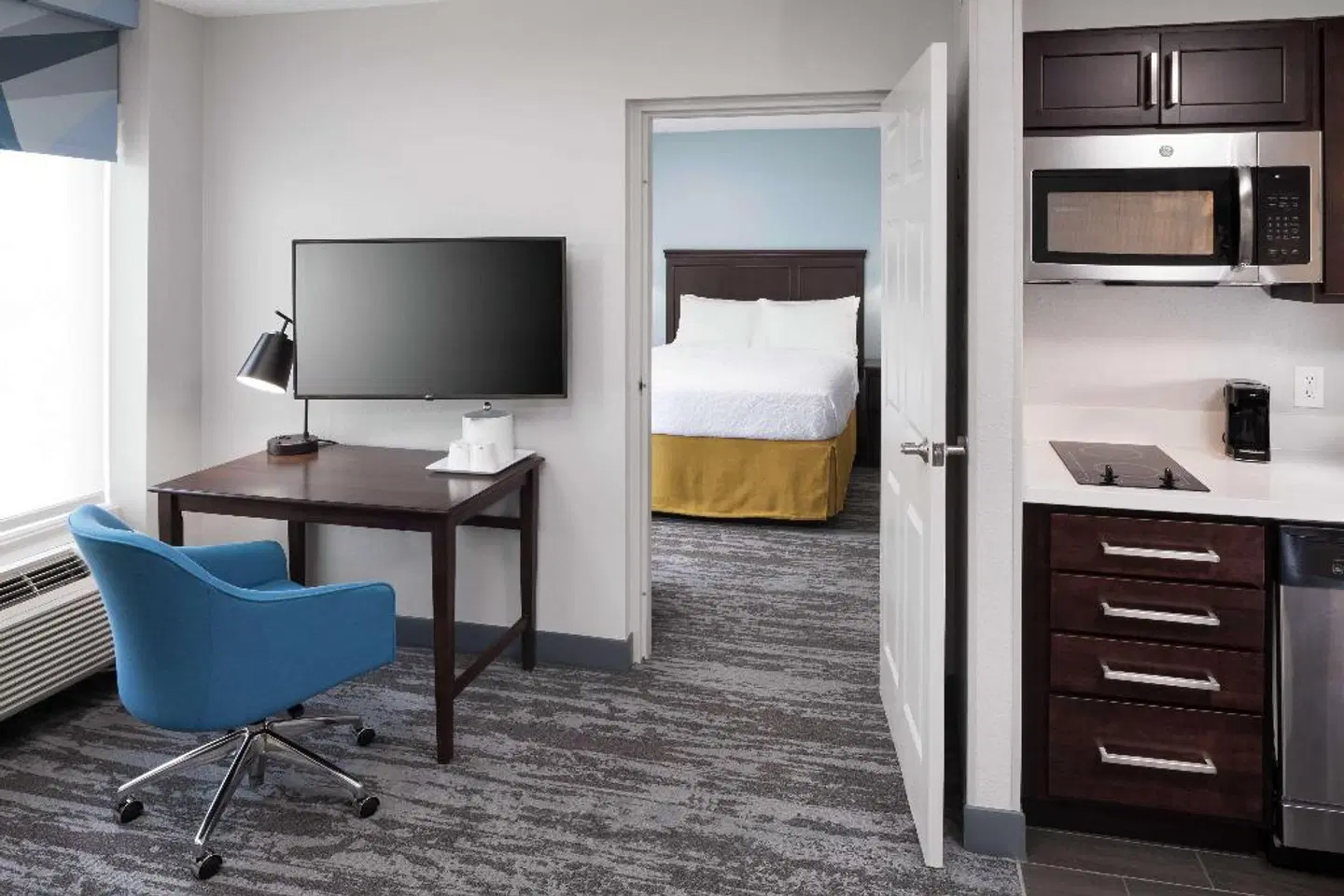 Hampton Inn & Suites Miami-Doral/Dolphin Mall ROOM_EXAMPLE