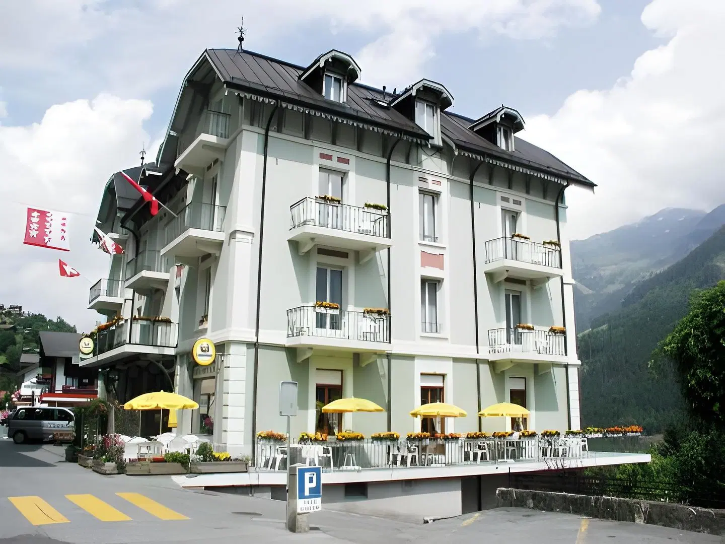 Le National EXTERIOR