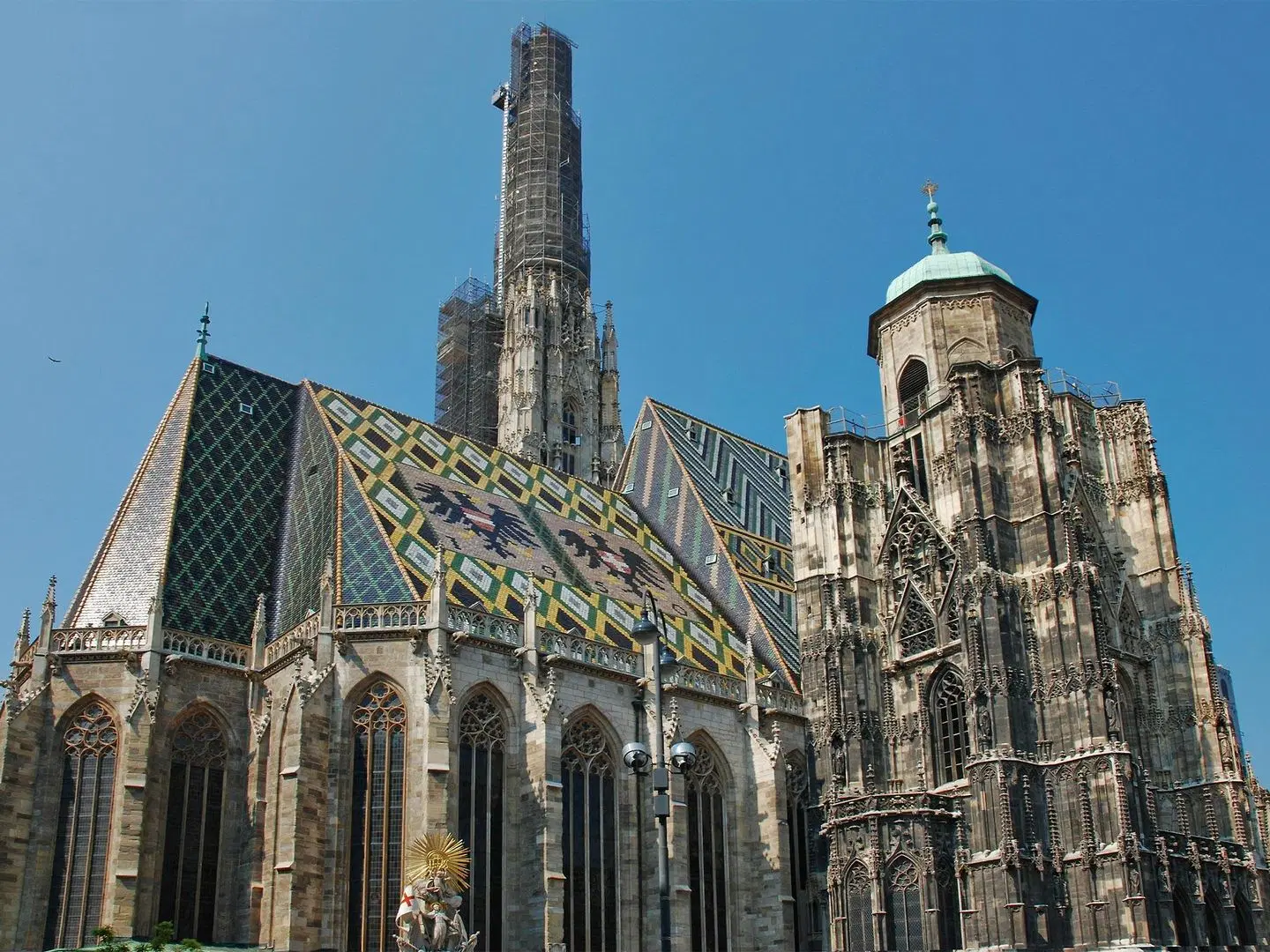 Derag Livinghotel an der Oper EXTERIOR