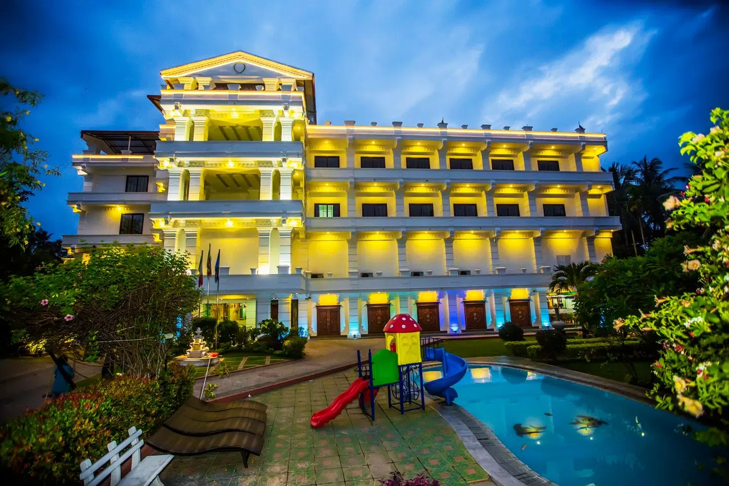Euro Star Hotel EXTERIOR