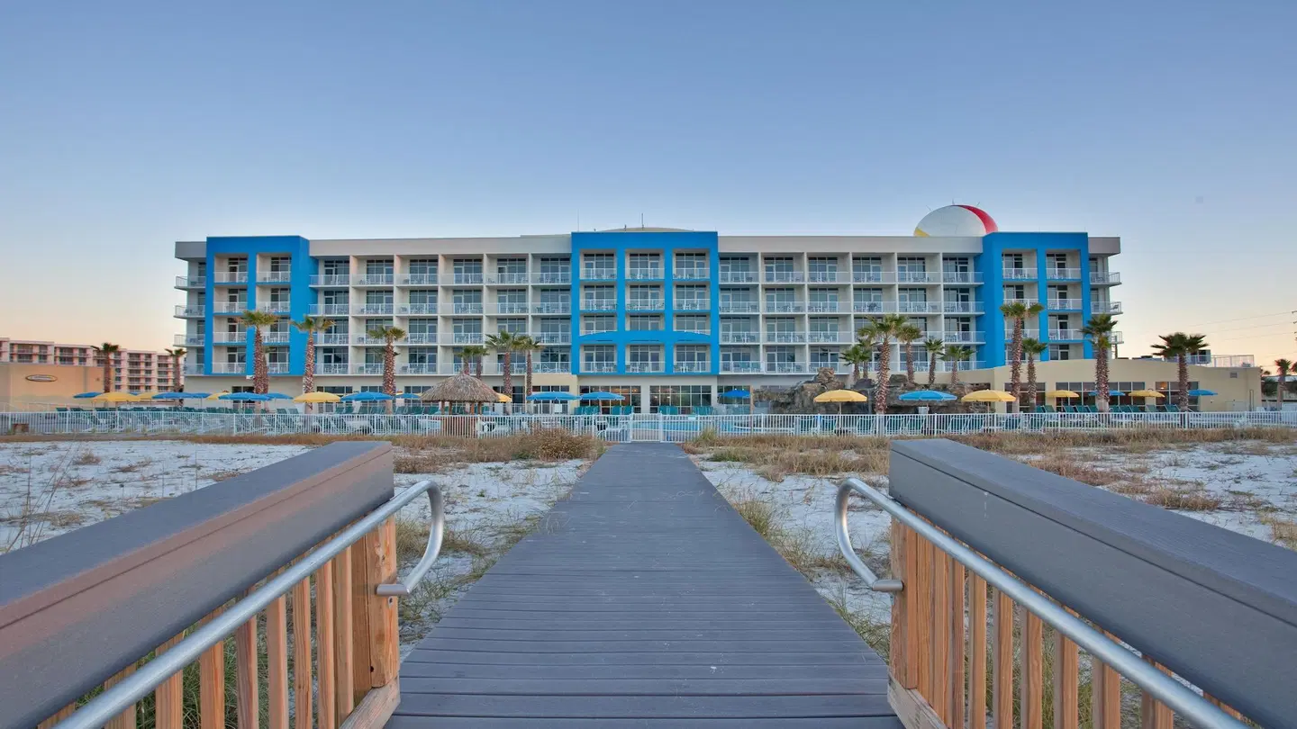 Holiday Inn Resort Fort Walton Beach EXTERIOR