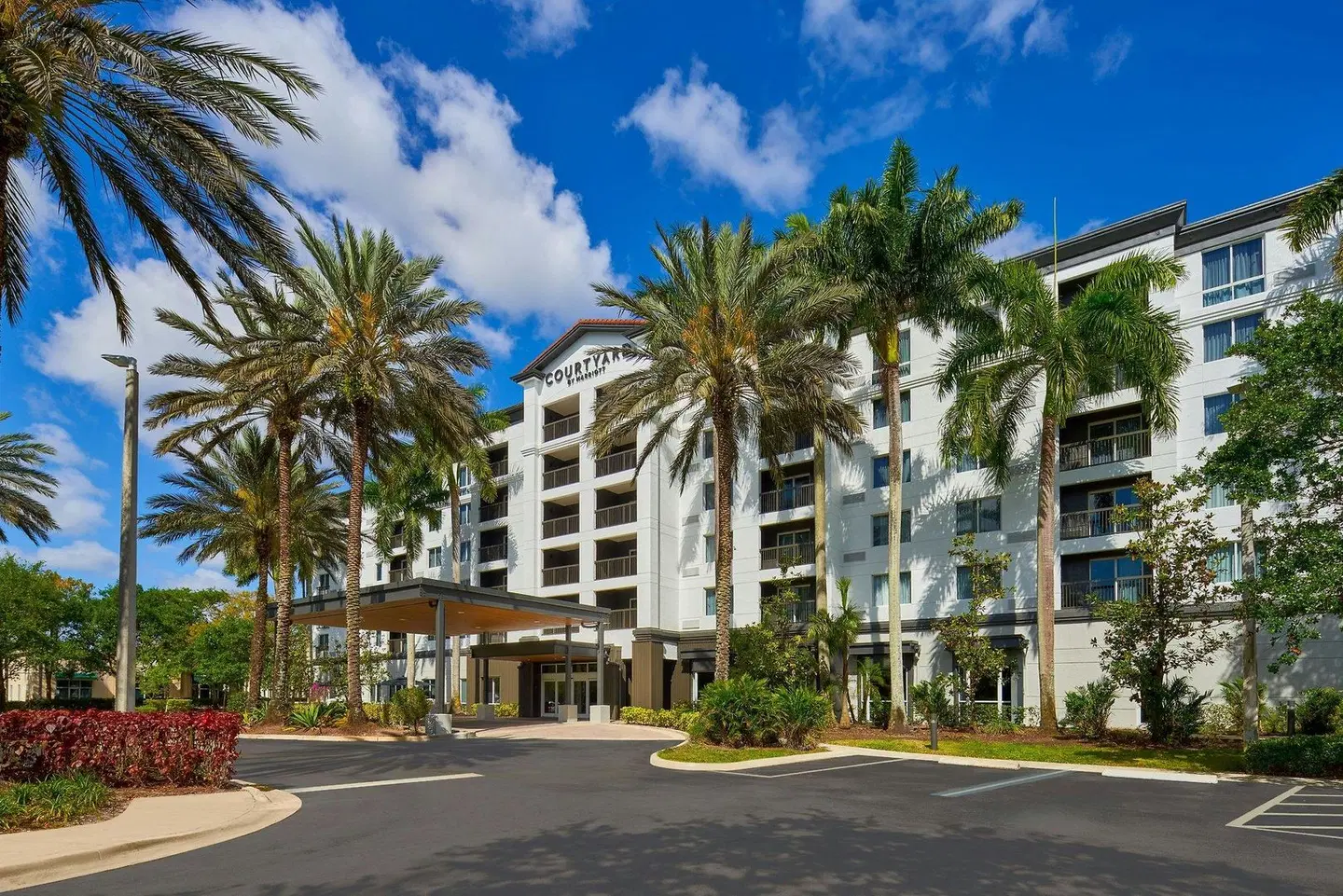 Courtyard by Marriott Fort Lauderdale Weston EXTERIOR