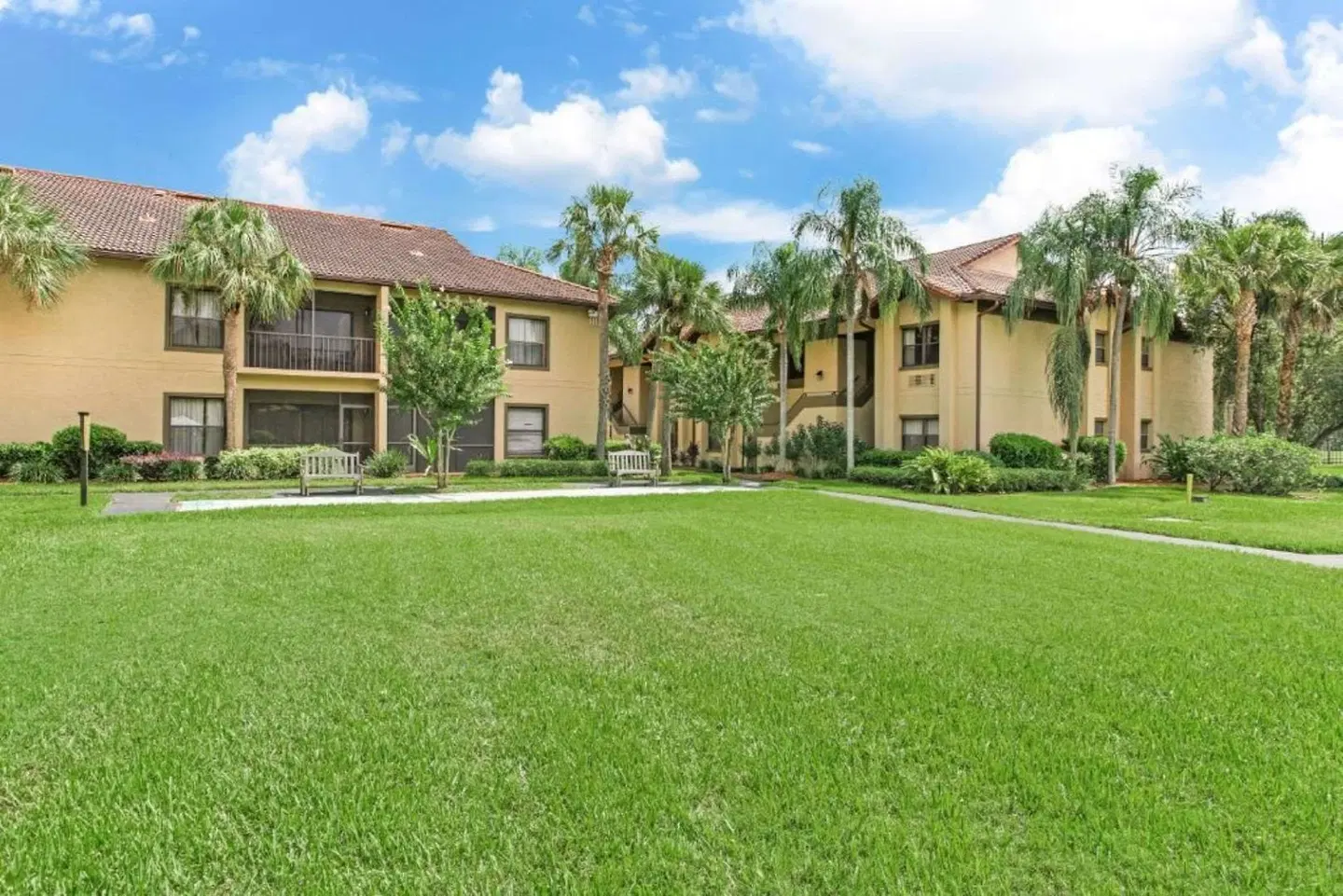 Alhambra at Poinciana by Diamond Resorts EXTERIOR