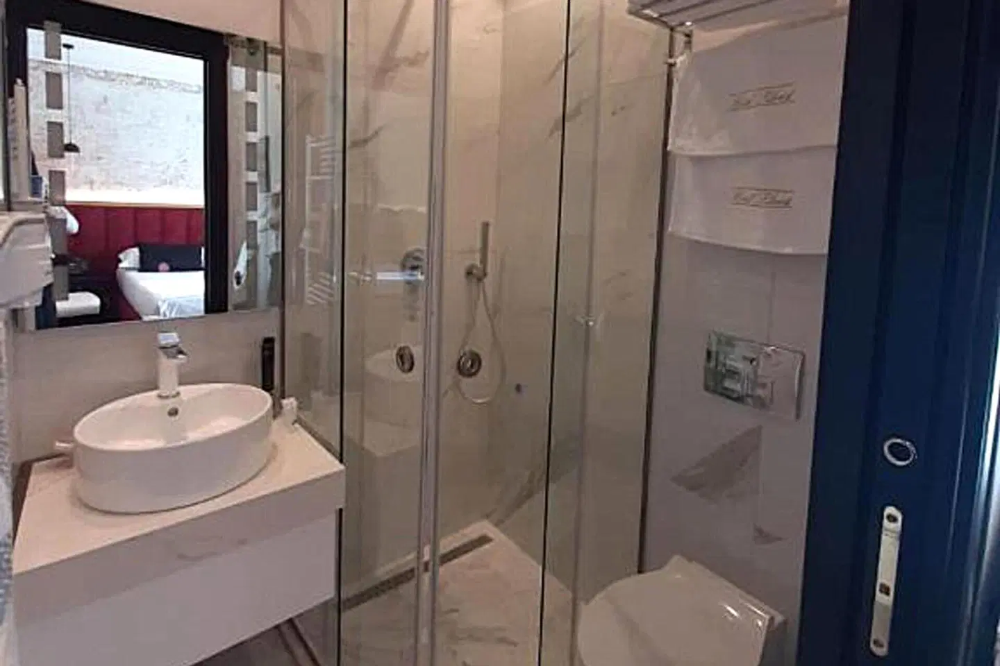 Hotel Kloest Badezimmer