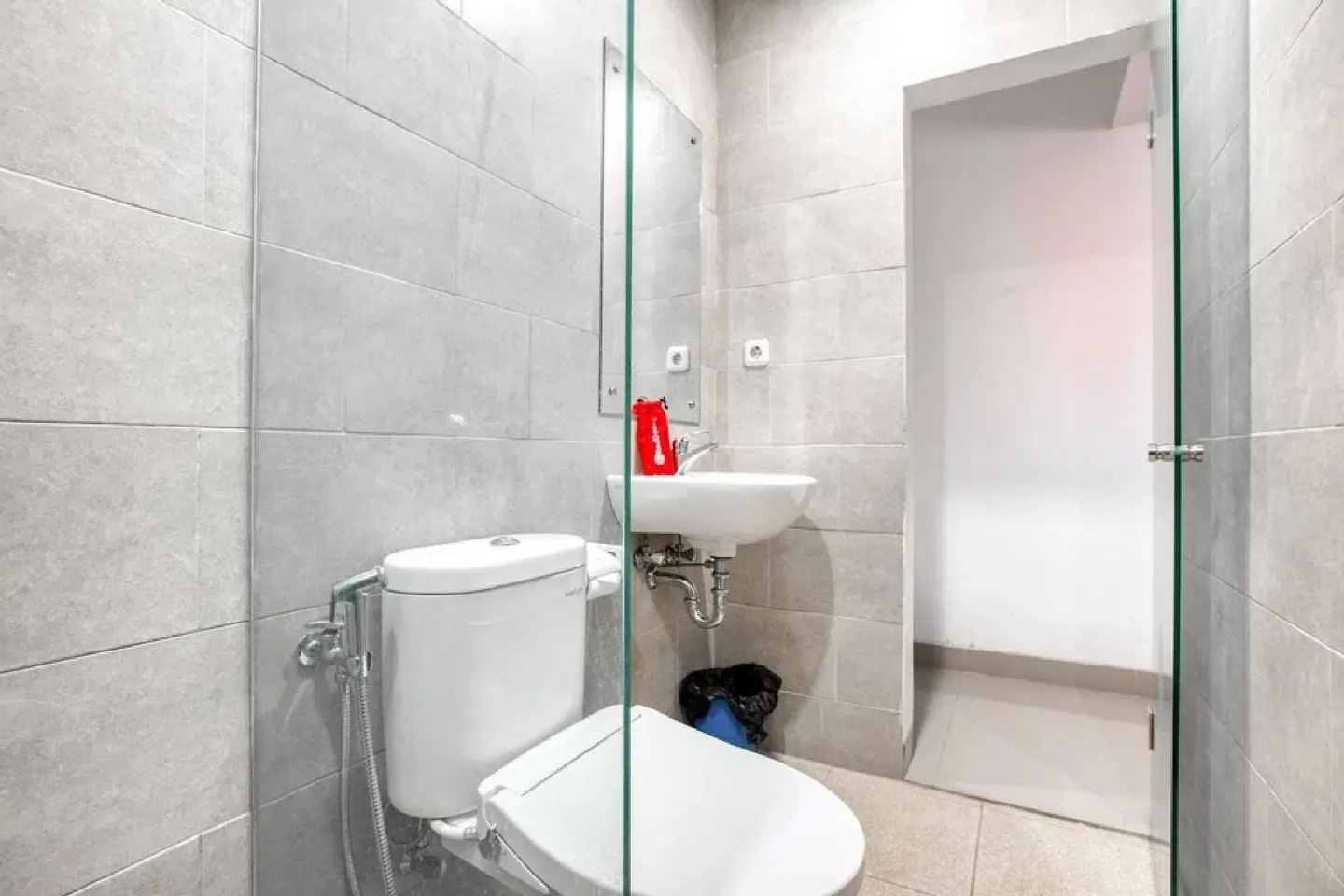 Puri Maju BATHROOM