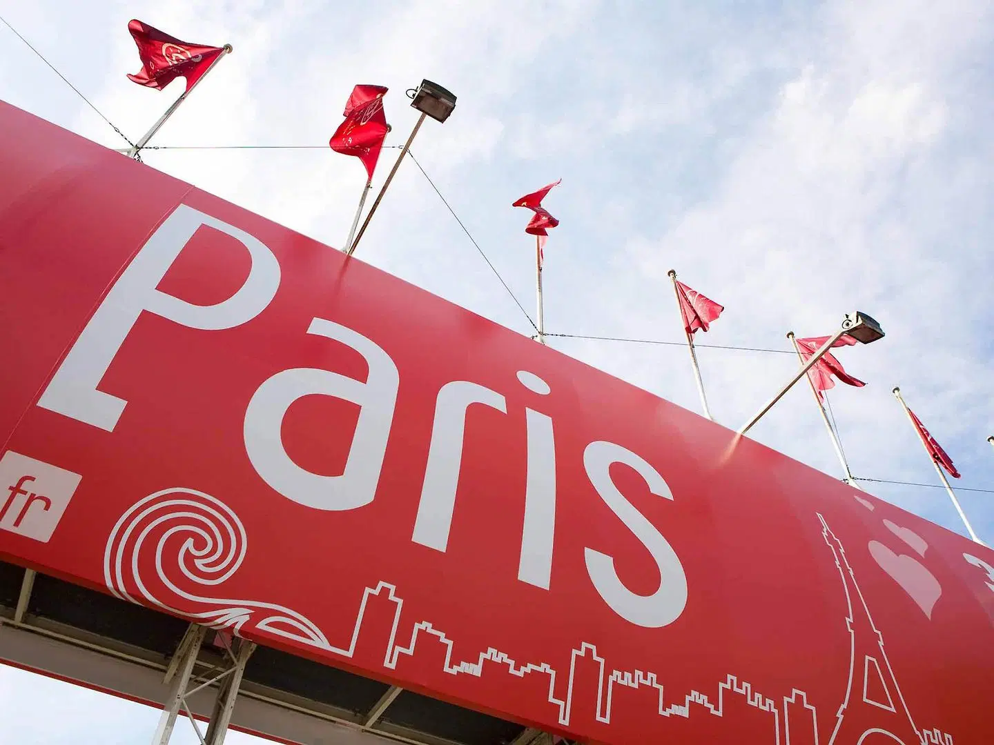 ibis Paris Levallois-Perret EXTERIOR