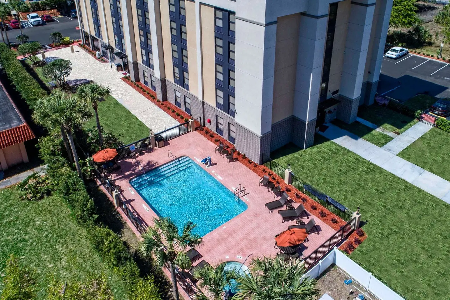 Hampton Inn Orlando-Maingate South OUTDOOR_POOL