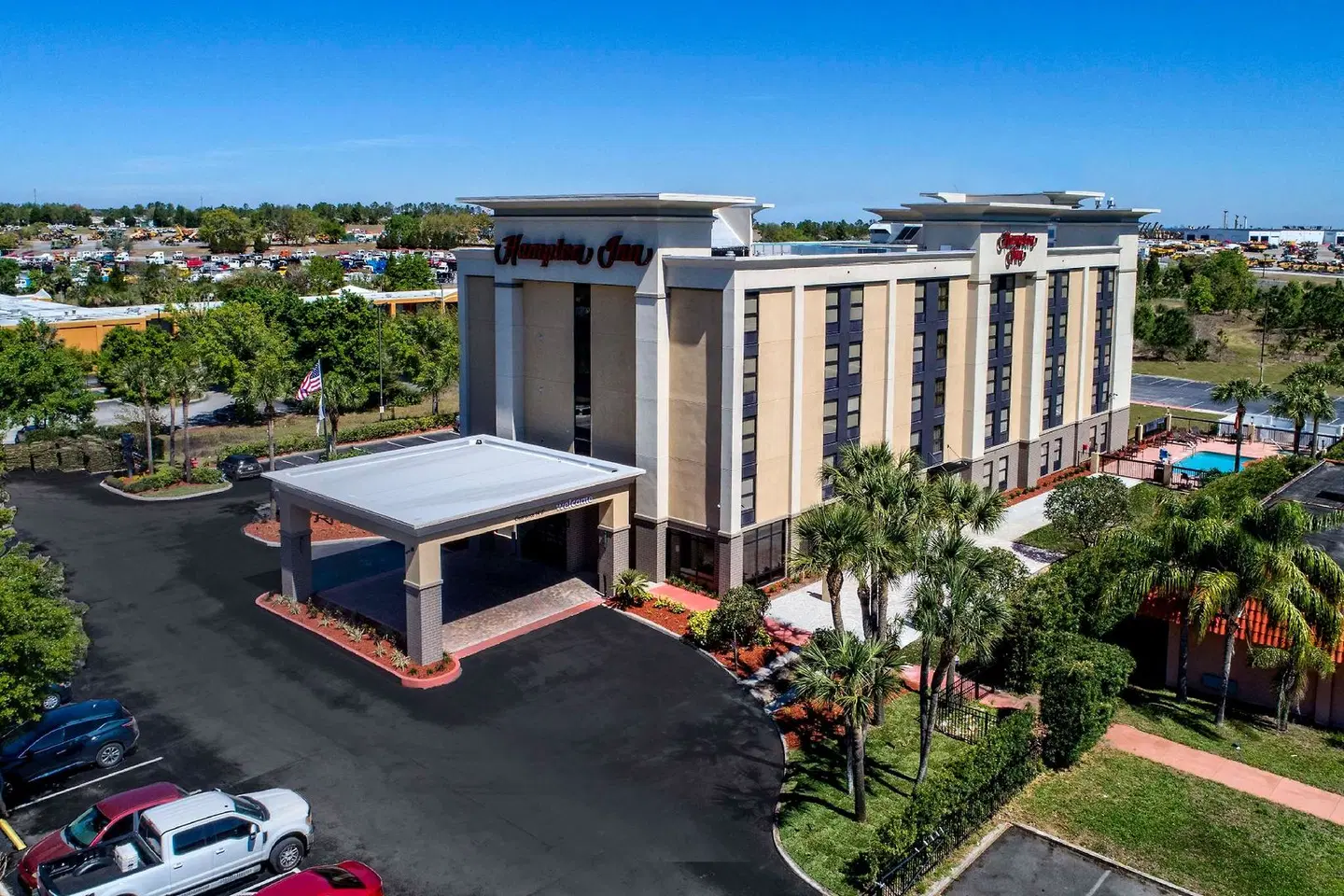 Hampton Inn Orlando-Maingate South EXTERIOR