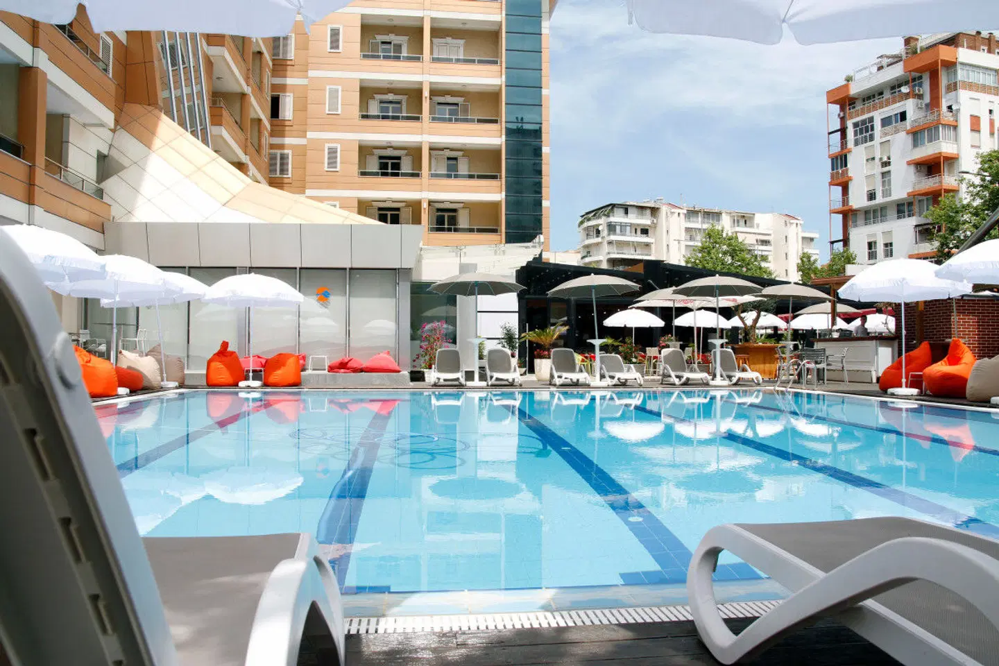 AMH Hotel Durres OUTDOOR_POOL