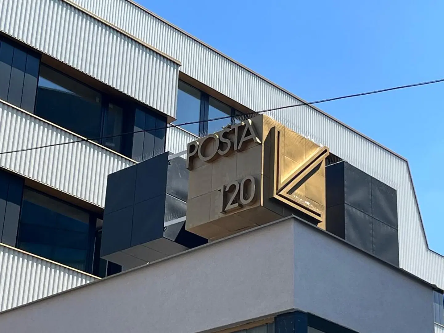 Post 120 Suites EXTERIOR
