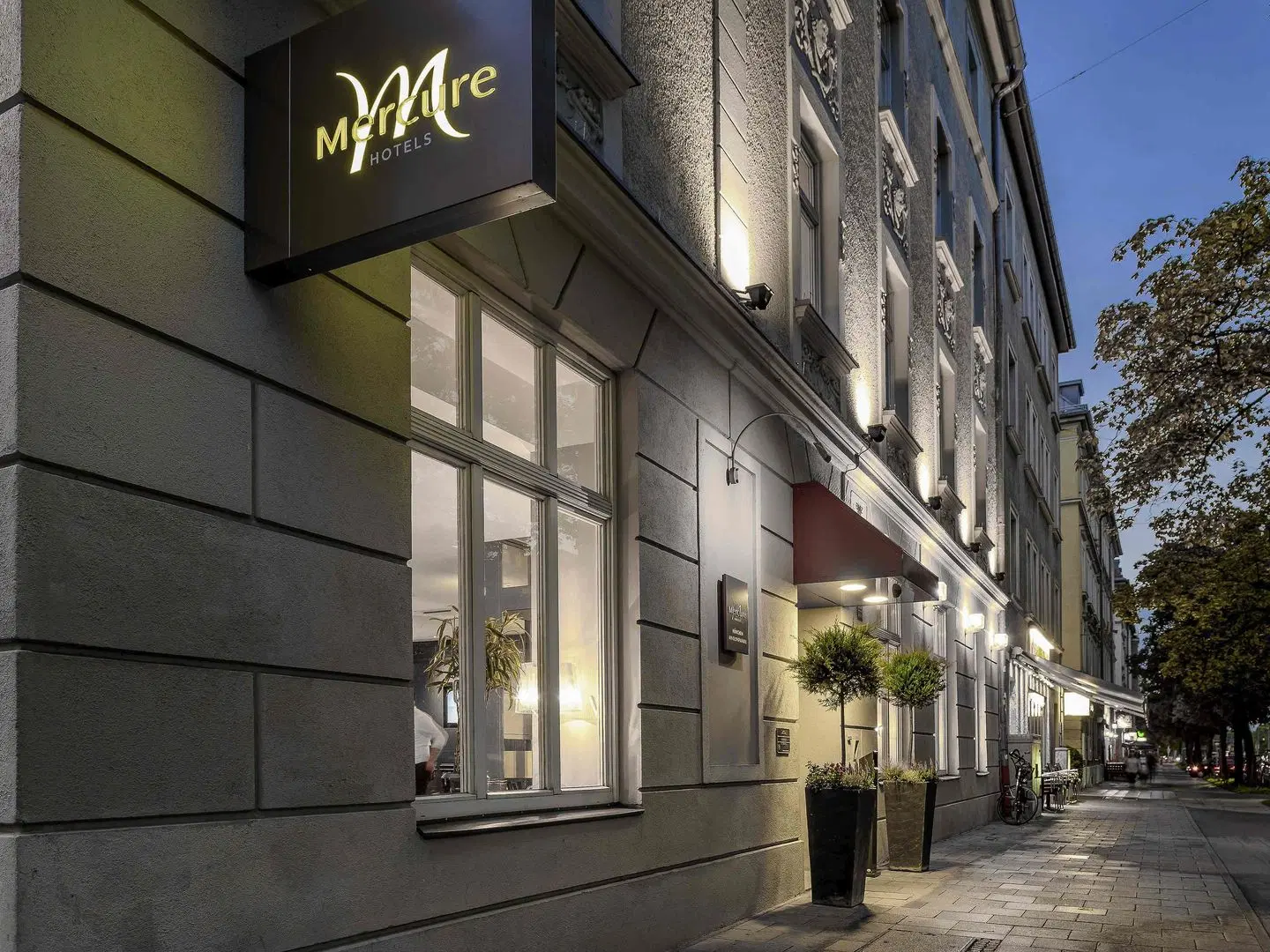 Mercure Munich Olympiapark EXTERIOR
