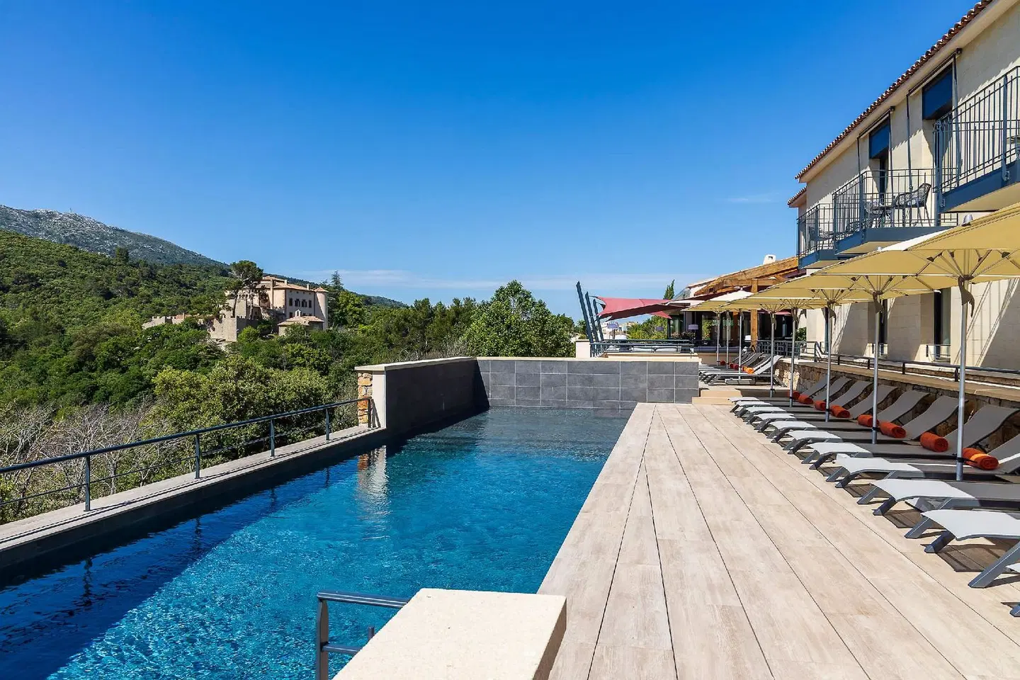 Hôtel Sainte Victoire OUTDOOR_POOL