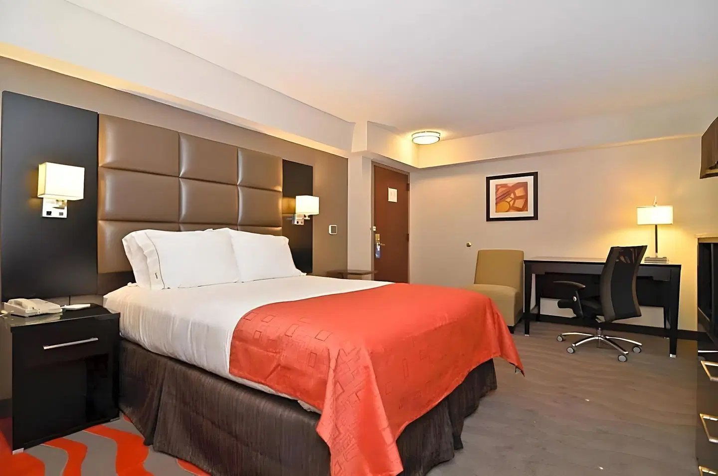 Holiday Inn Express Burlington by IHG ROOM_EXAMPLE