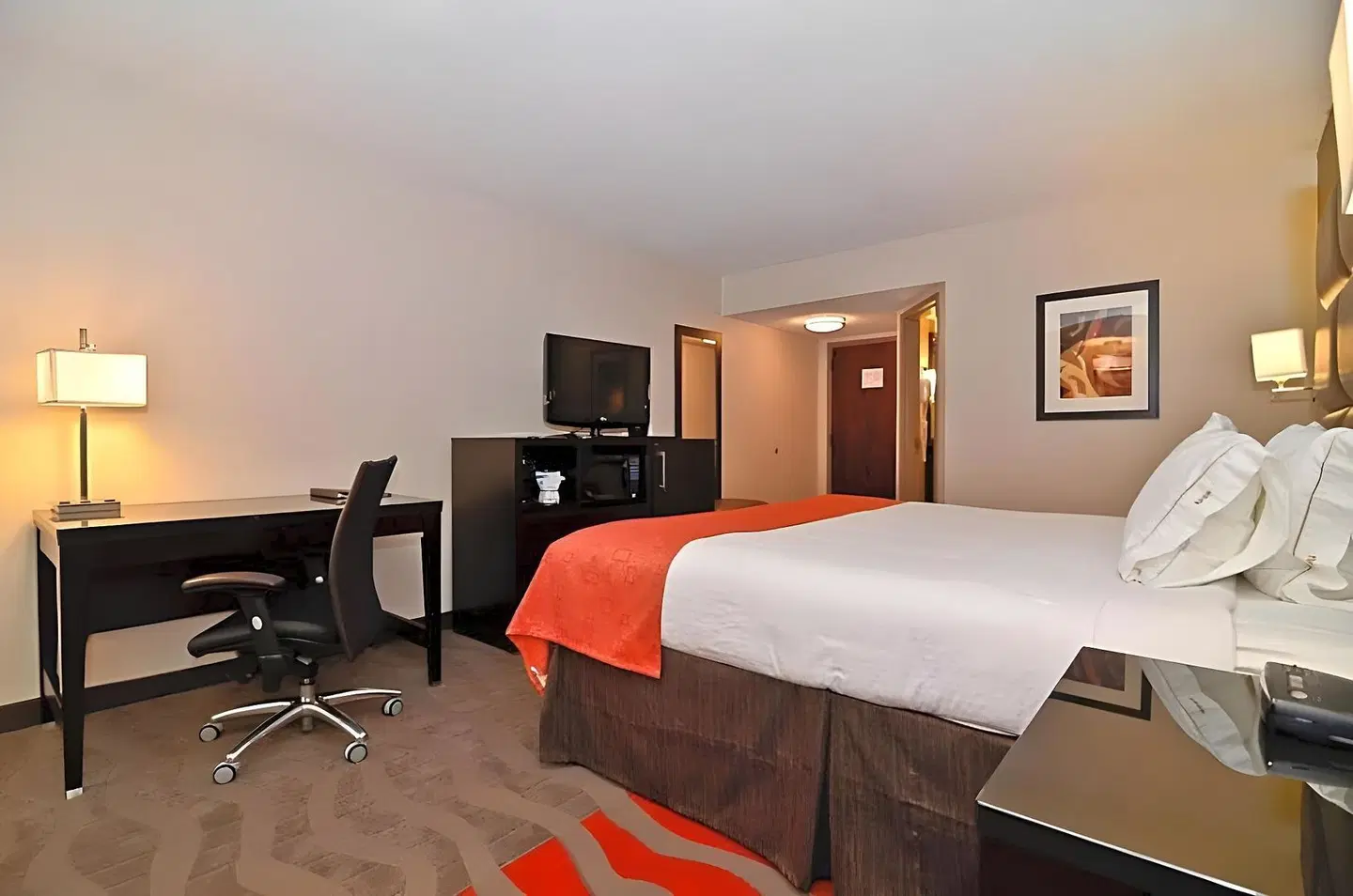 Holiday Inn Express Burlington by IHG ROOM_EXAMPLE
