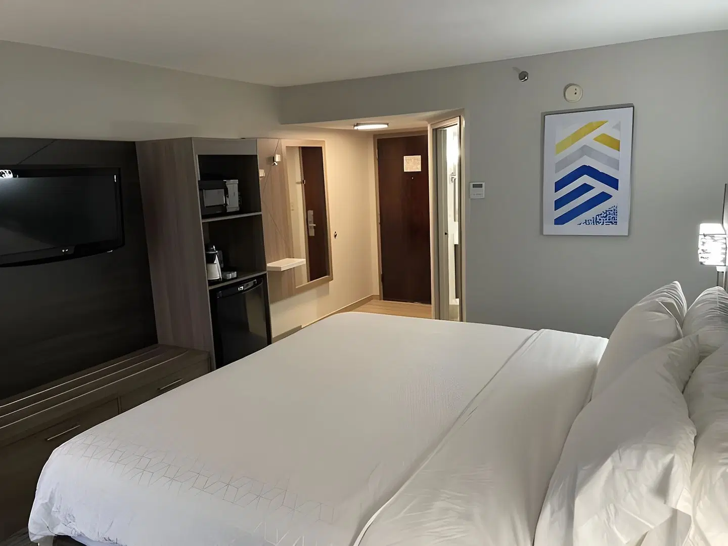 Holiday Inn Express Burlington by IHG ROOM_EXAMPLE