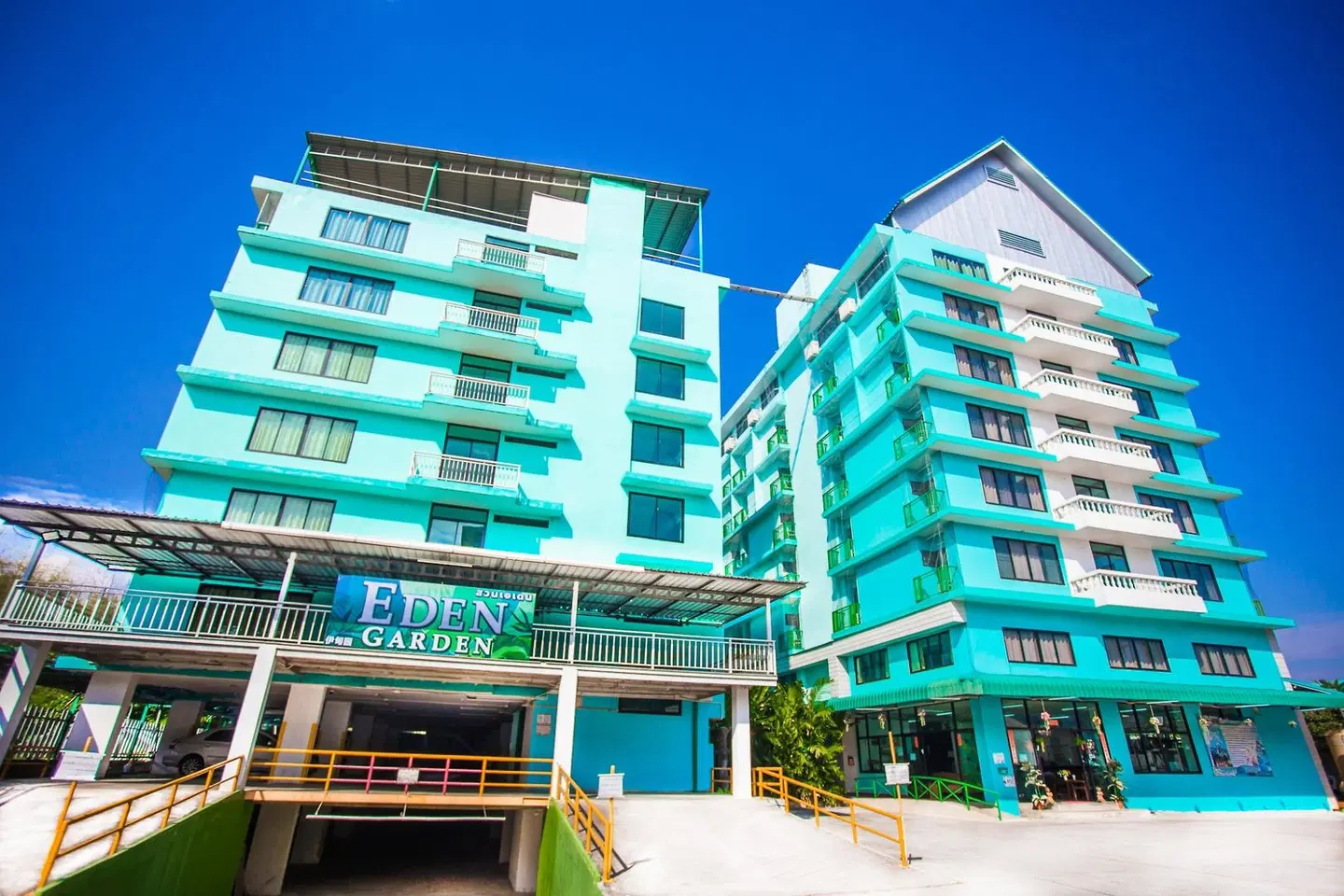 Eden Garden Resort EXTERIOR
