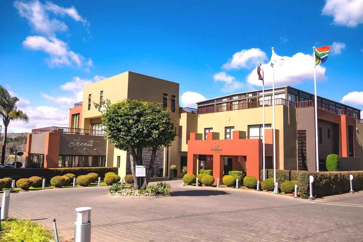 St Andrews Hotel and Spa EXTERIOR