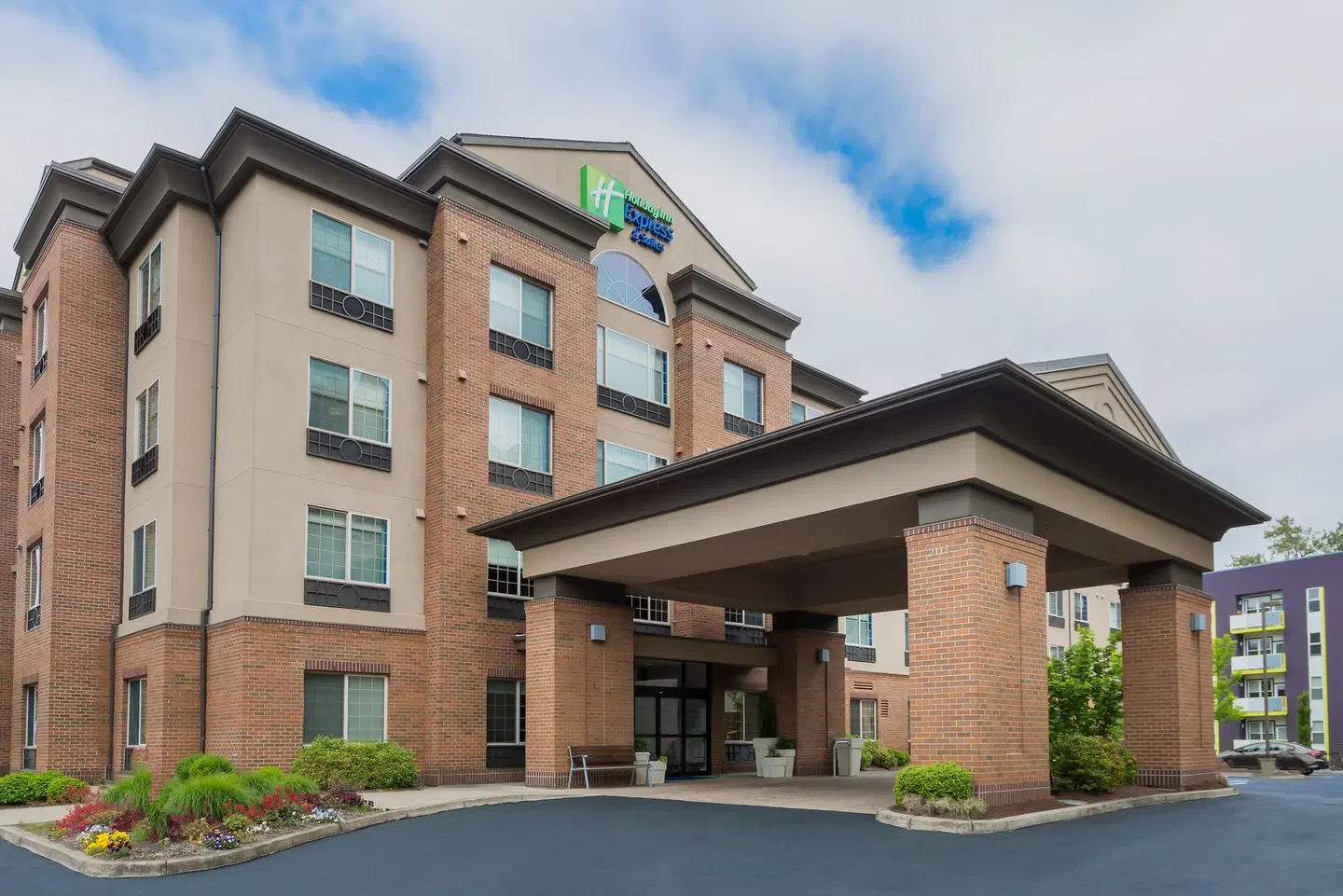 Holiday Inn Express & Suites Eugene Downtown - University by IHG EXTERIOR
