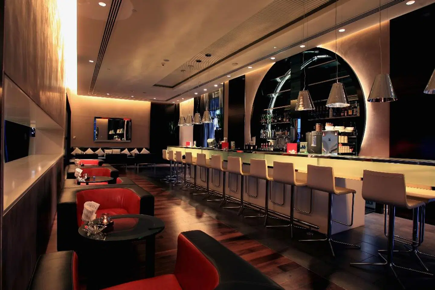 Yas Plaza Circuit by IHG Bar