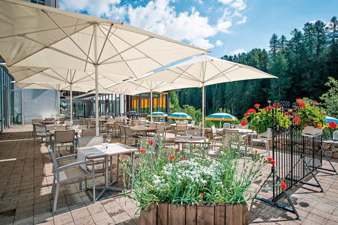 Schweizerhof Sils Maria, a Faern Collection Hotel Terrasse