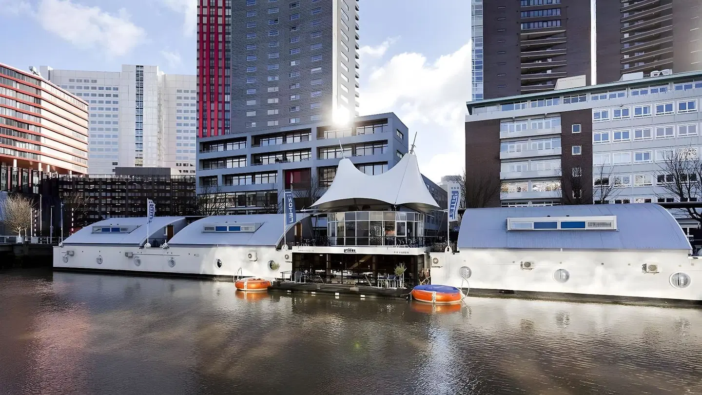 H2otel EXTERIOR