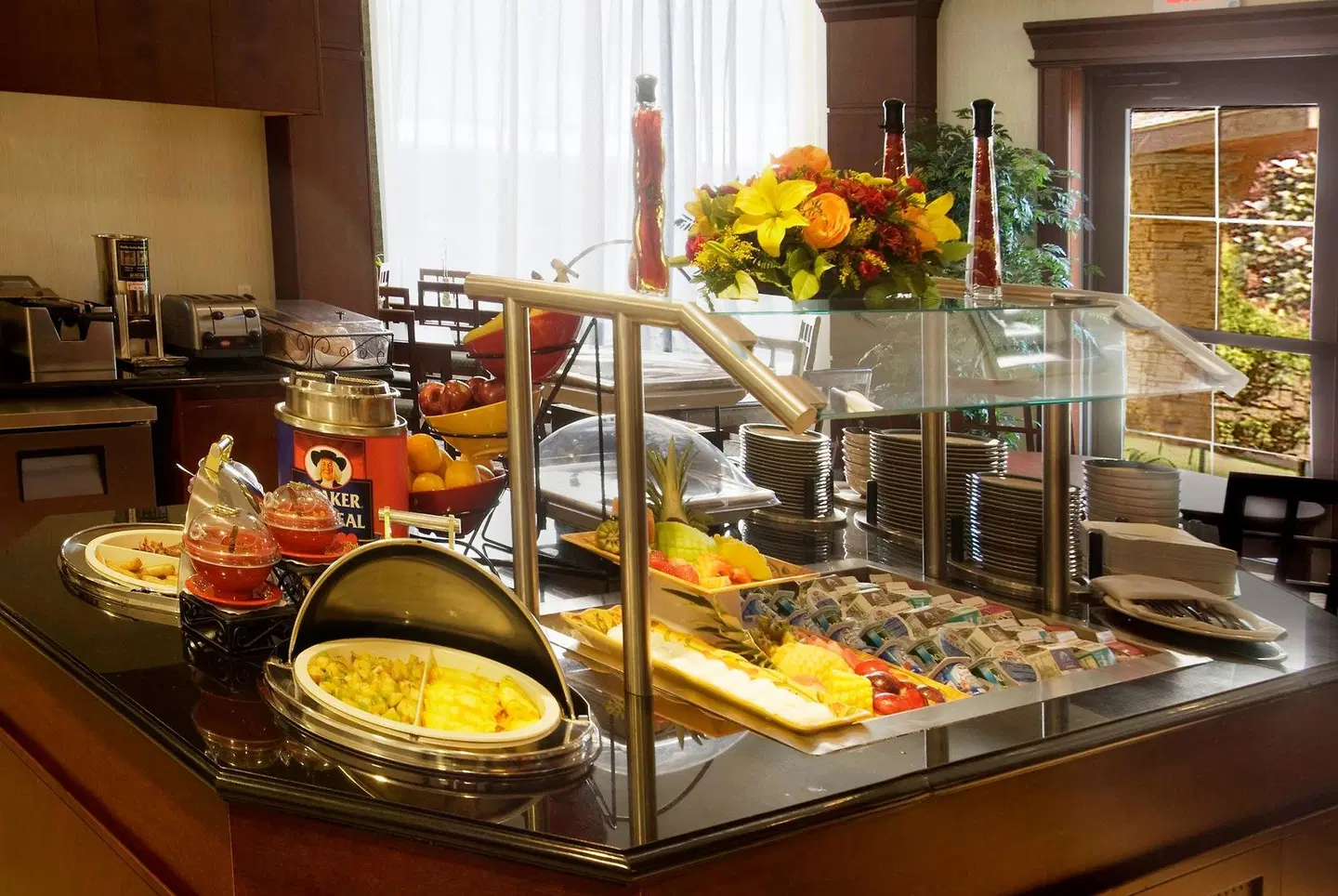Staybridge Suites Oakville-Burlington by IHG Restaurant