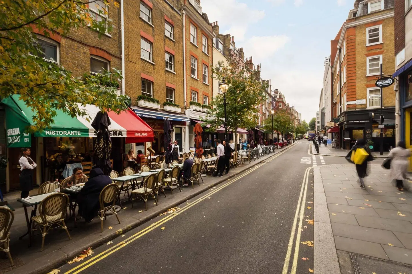 Urban Chic - Bond Street Bar